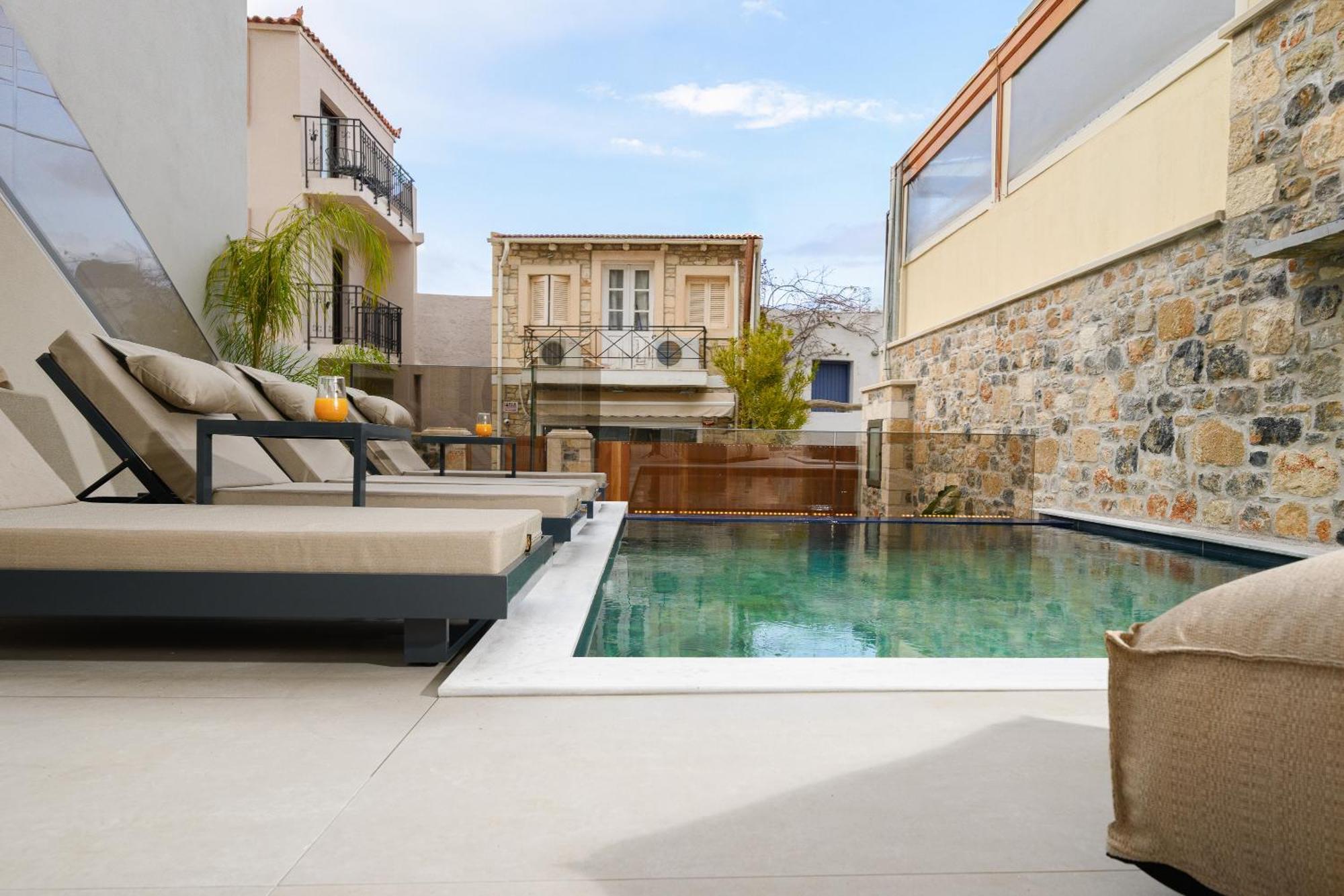 Villa Nicole - Private Pool & Rooftop Jacuzzi Херсонісос Екстер'єр фото